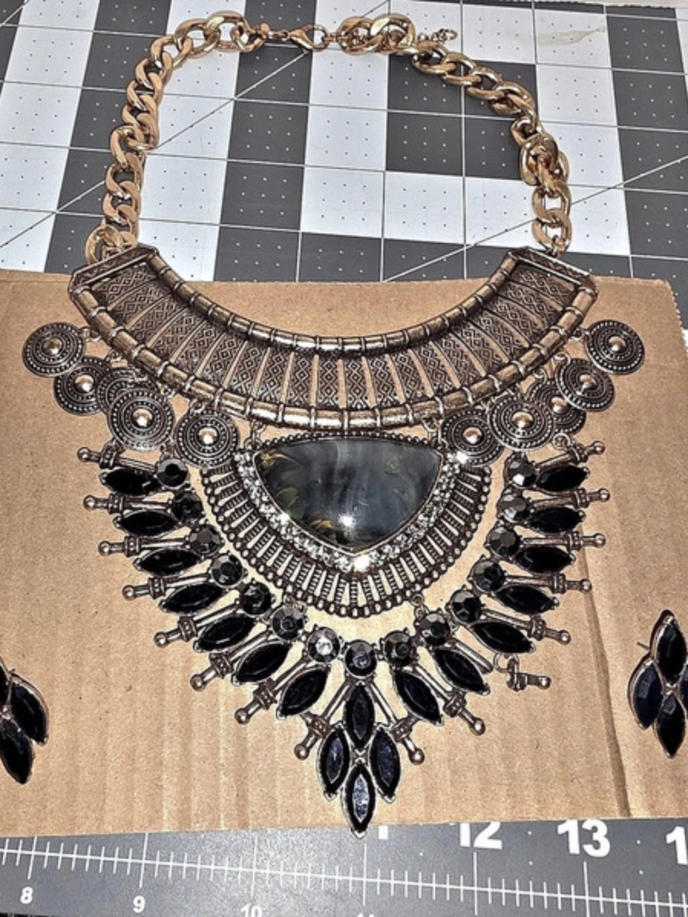 Statement Black & Gold Necklace Set Like New